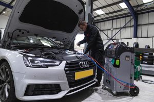 Mr Tyre Peterborough air con re-gas