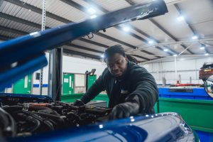 Mr Tyre Leeds servicing